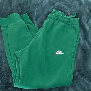 Nike Men’s Emerald Joggers